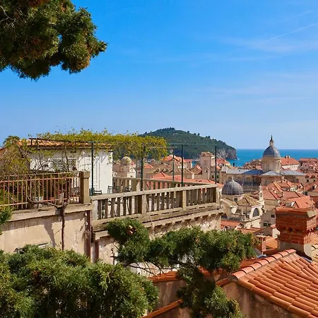 Hedera Estate, Hedera A22